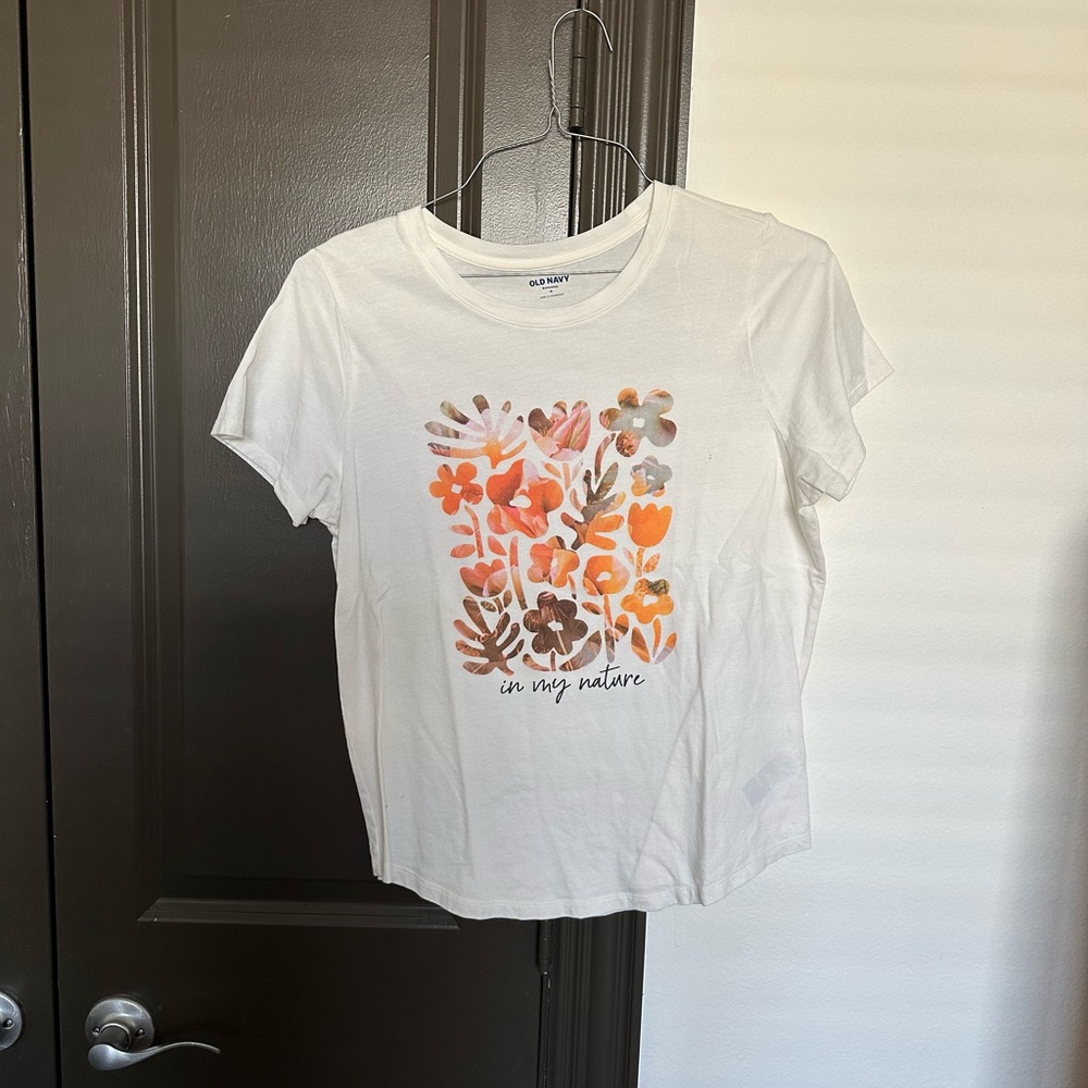 Old Navy Floral Graphic Tee “In My Nature” — Size M